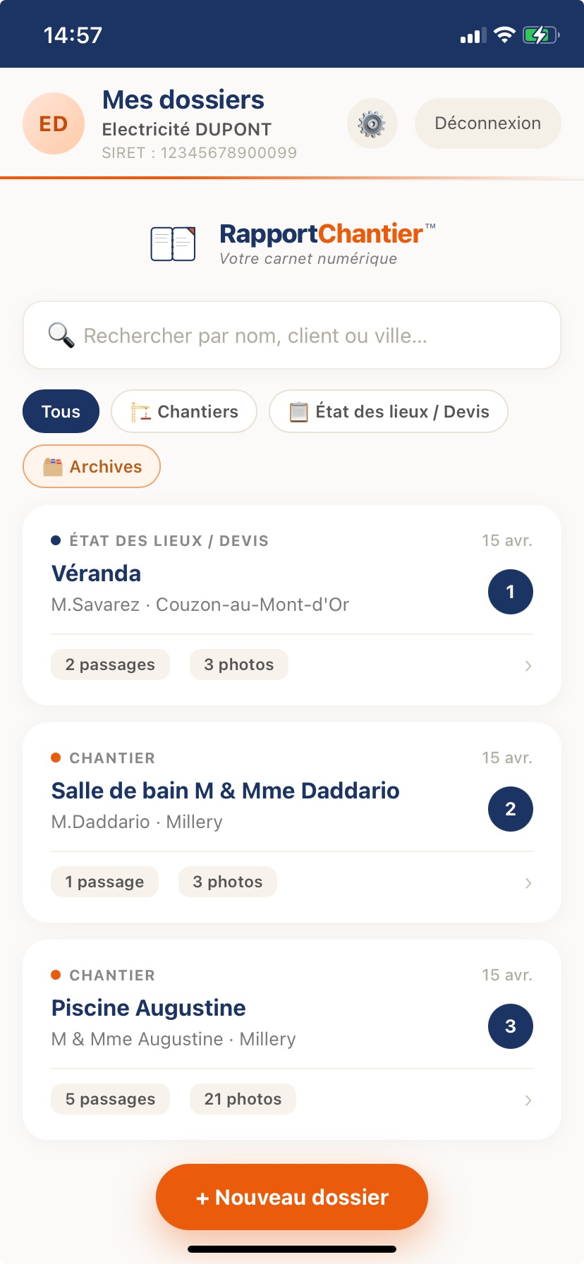 RapportChantier — interface mobile : liste des dossiers de chantier avec photos, dates et statuts